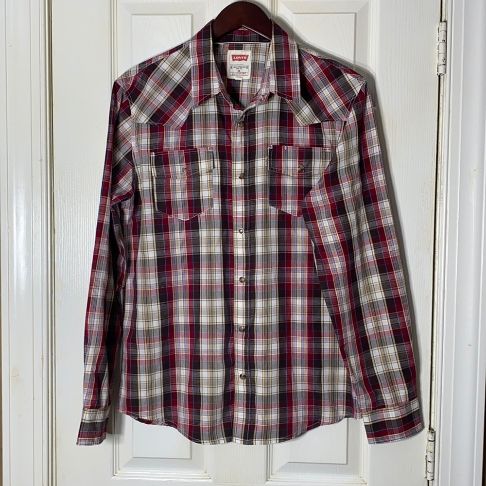 Vintage Levi’s Pearl Snap Button Western shirt size Medium